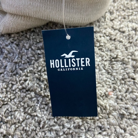 Beanie - Picture 2 of 2